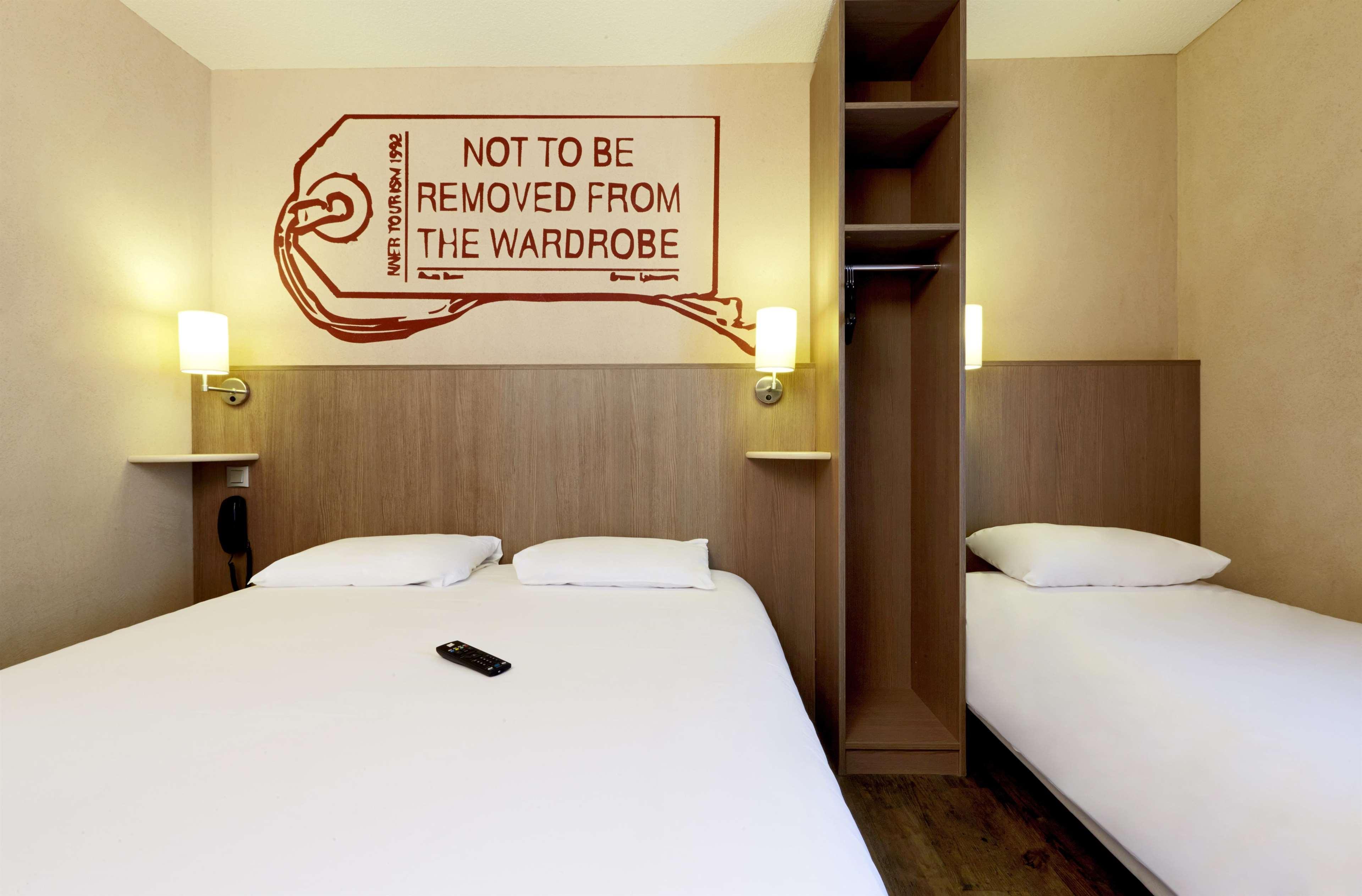 Brit Hotel Essentiel שולה מראה חיצוני תמונה