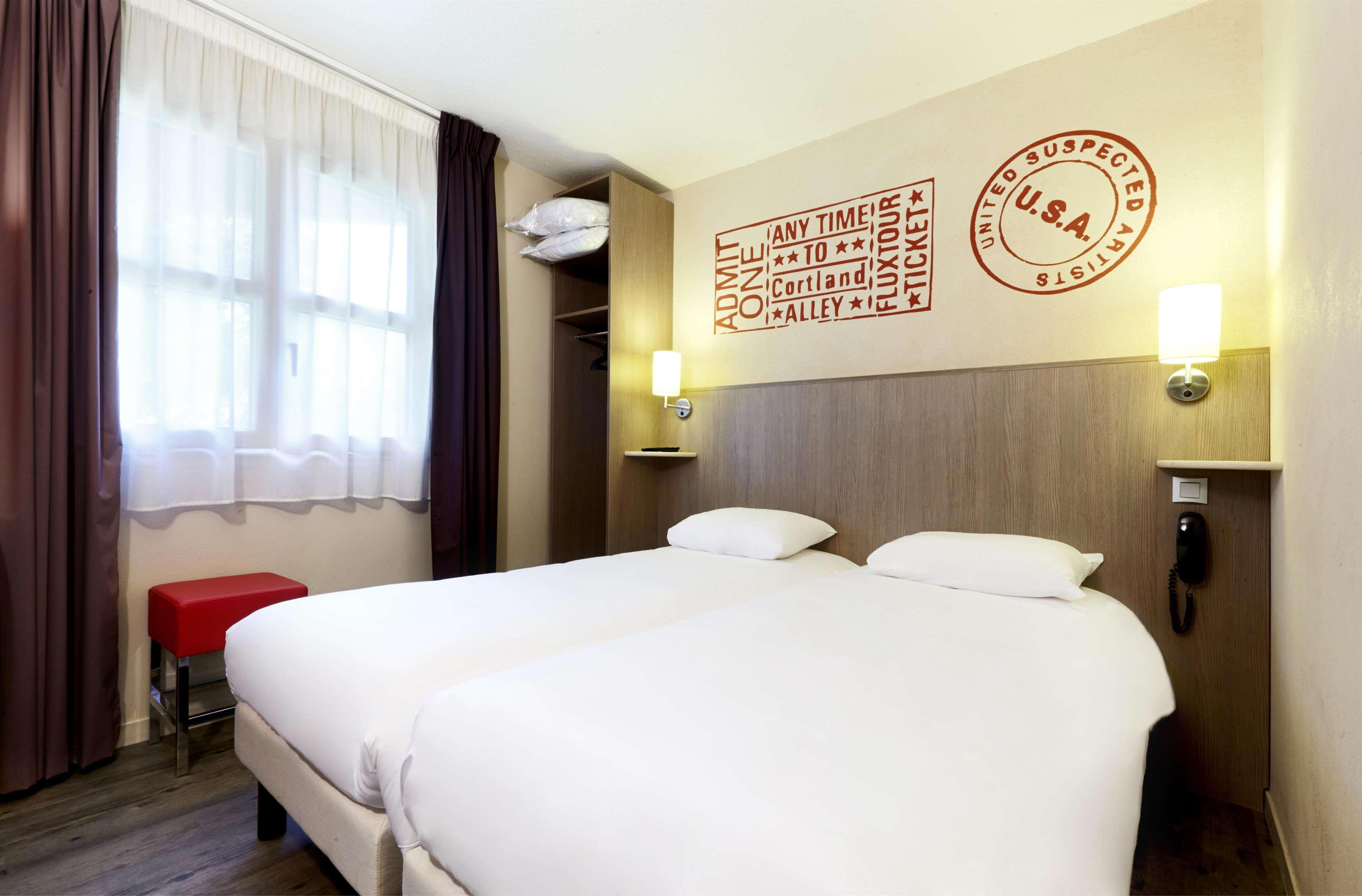 Brit Hotel Essentiel שולה מראה חיצוני תמונה