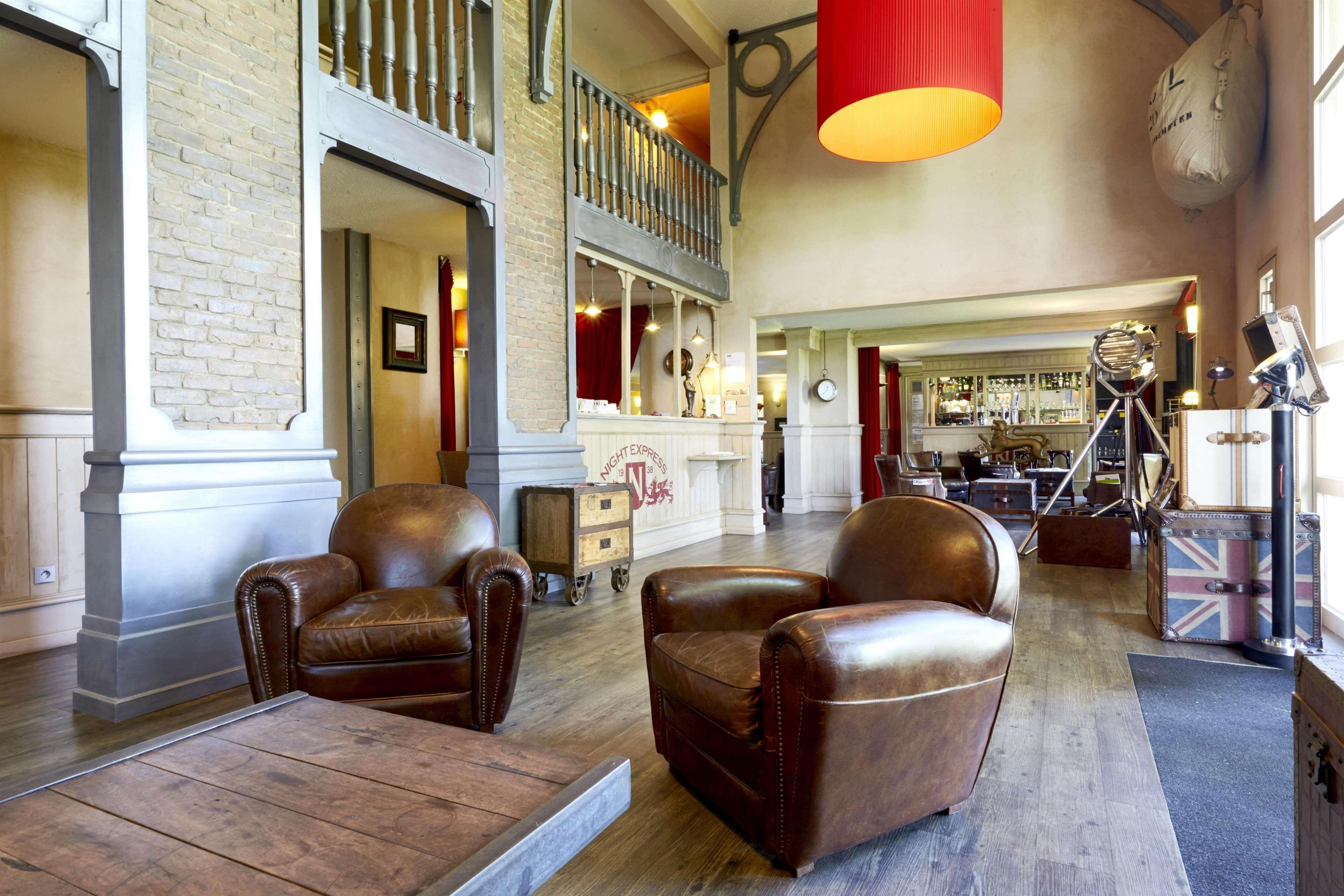 Brit Hotel Essentiel שולה מראה חיצוני תמונה