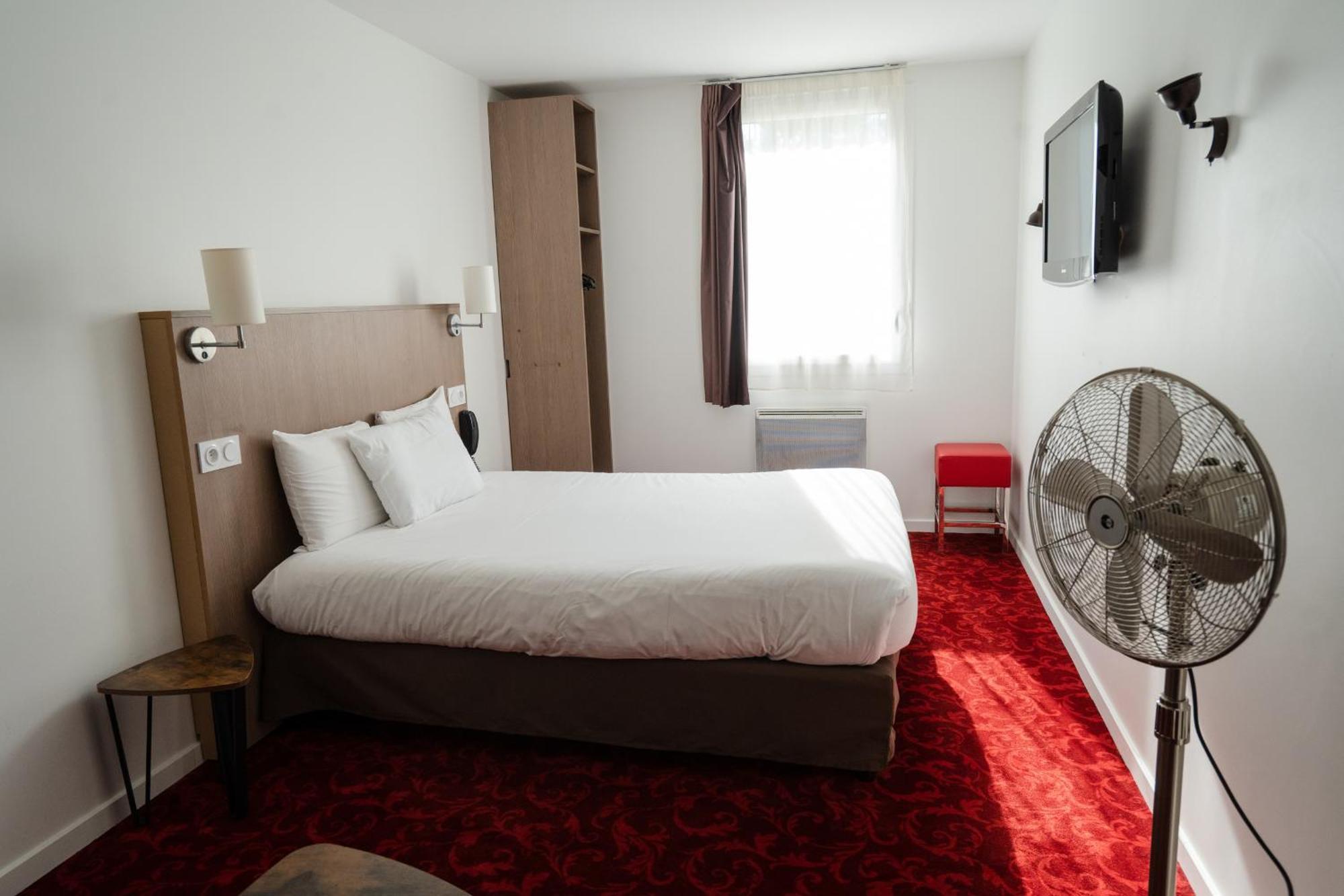 Brit Hotel Essentiel שולה מראה חיצוני תמונה