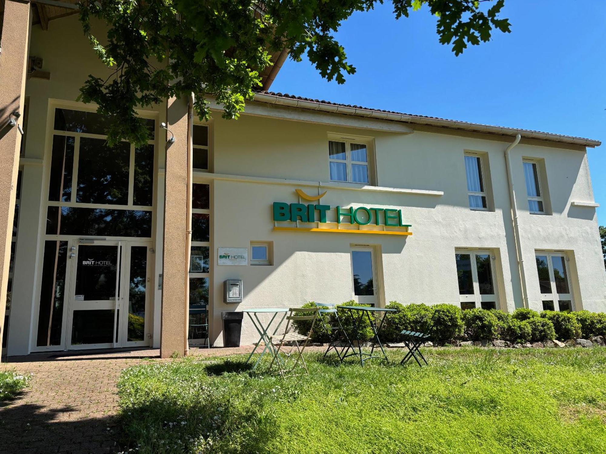 Brit Hotel Essentiel שולה מראה חיצוני תמונה